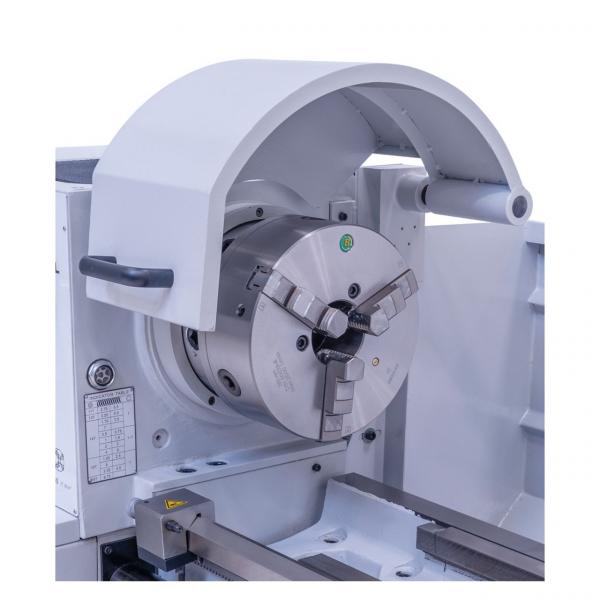42 freely selectable feeds are available for the longitudinal and transverse movement of the carriage or the upper support